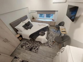 Chara's studio - downtown relaxation
